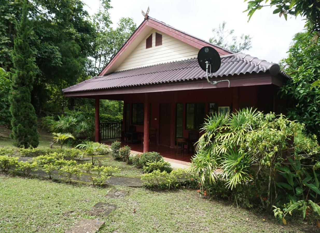 Ban Rai Tin Thai Ngarm Eco Lodge Mae Rim Dış mekan fotoğraf