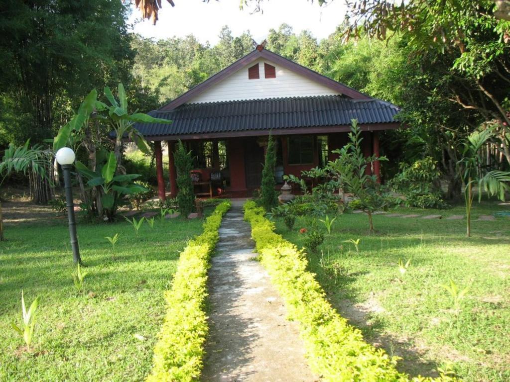 Ban Rai Tin Thai Ngarm Eco Lodge Mae Rim Dış mekan fotoğraf